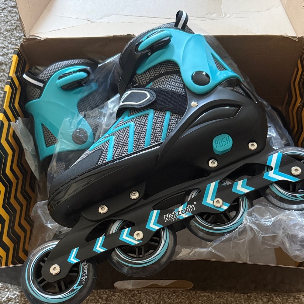 Nattork Adjustable Inline Roller Skates - Teal/Black